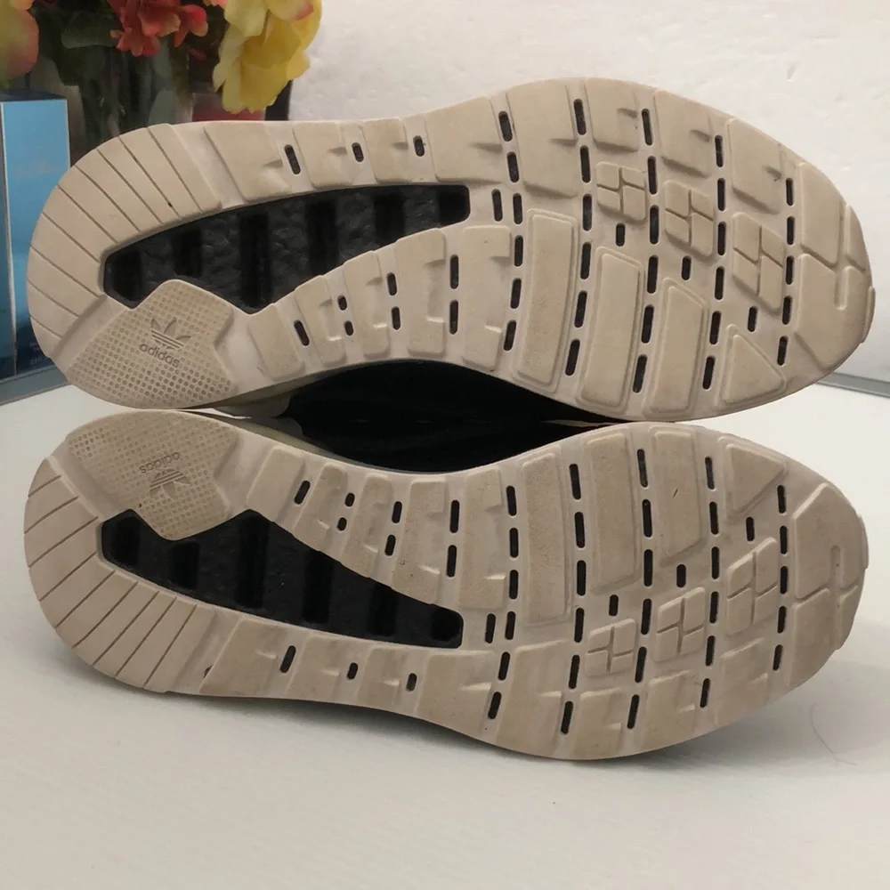 ADIDAS Zx 2K CORE BLACK WHITE RUNNING SNEAKERS MENS-BOYS SIZE 6